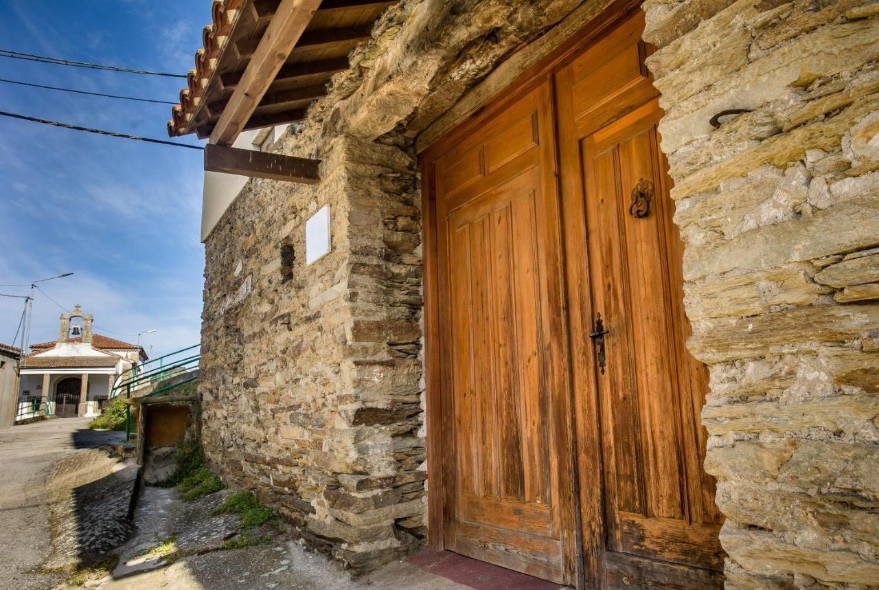 El Hogar Del Herrero Ahigal de los Aceiteros Bagian luar foto