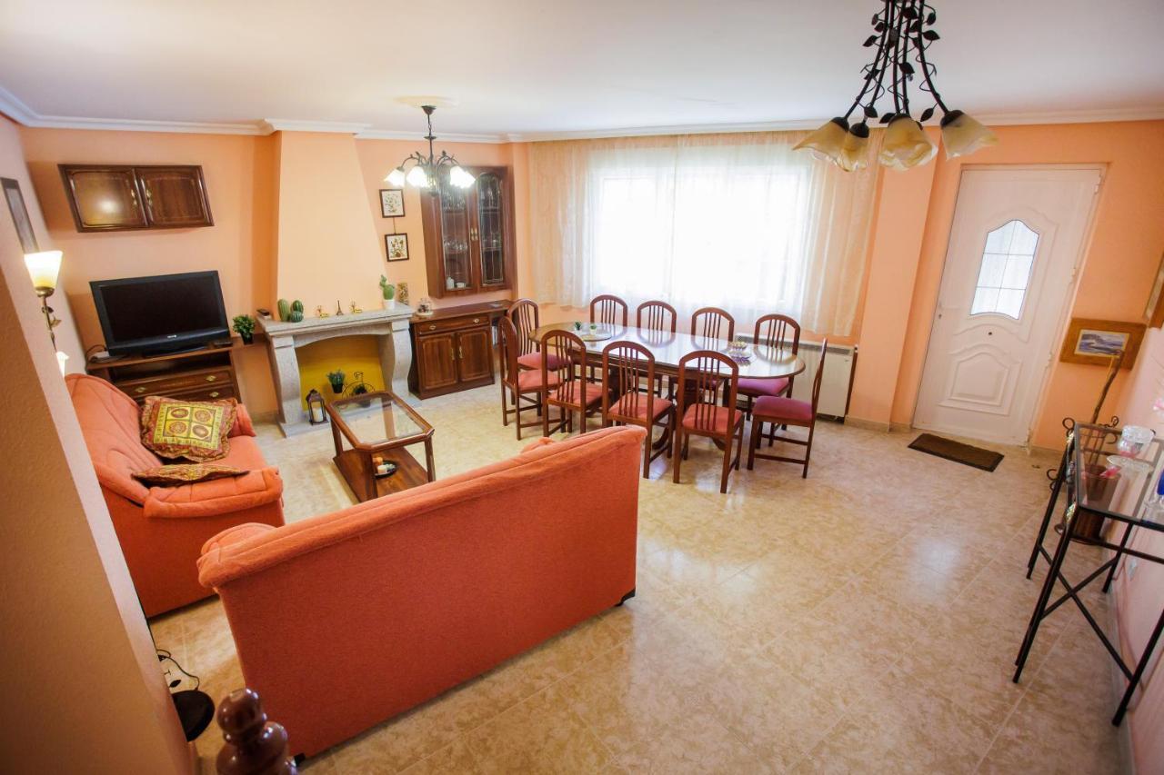 El Hogar Del Herrero Ahigal de los Aceiteros Bagian luar foto