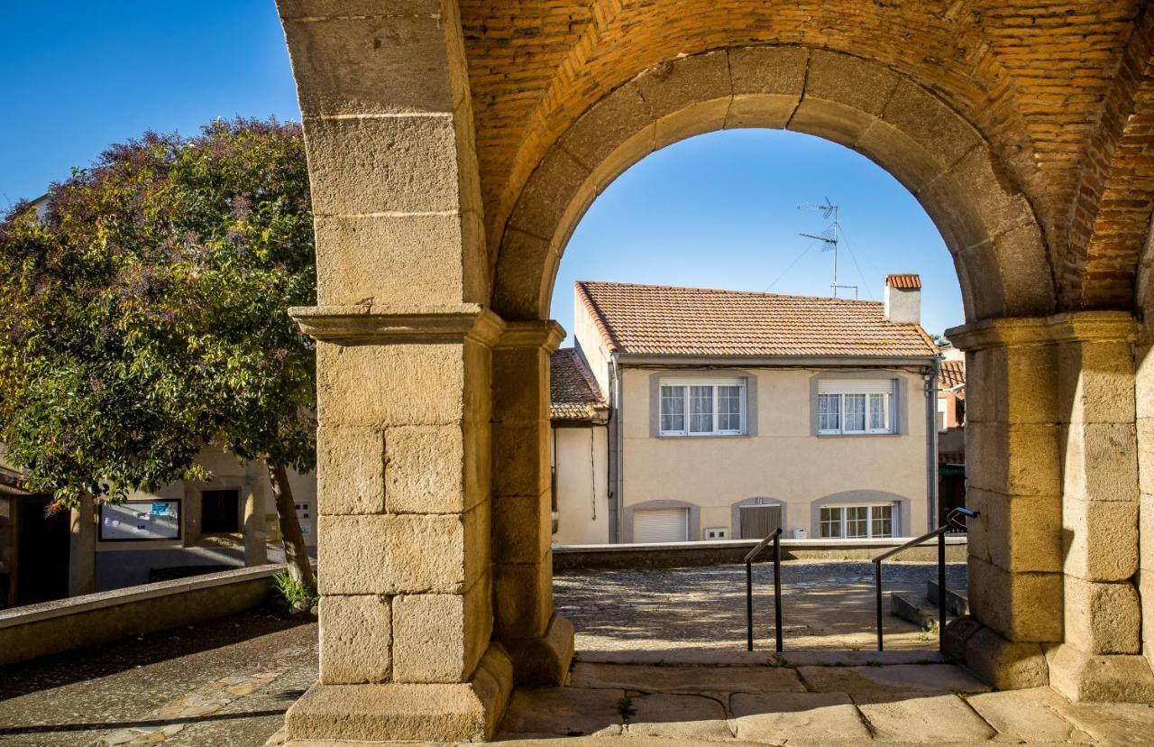 El Hogar Del Herrero Ahigal de los Aceiteros Bagian luar foto
